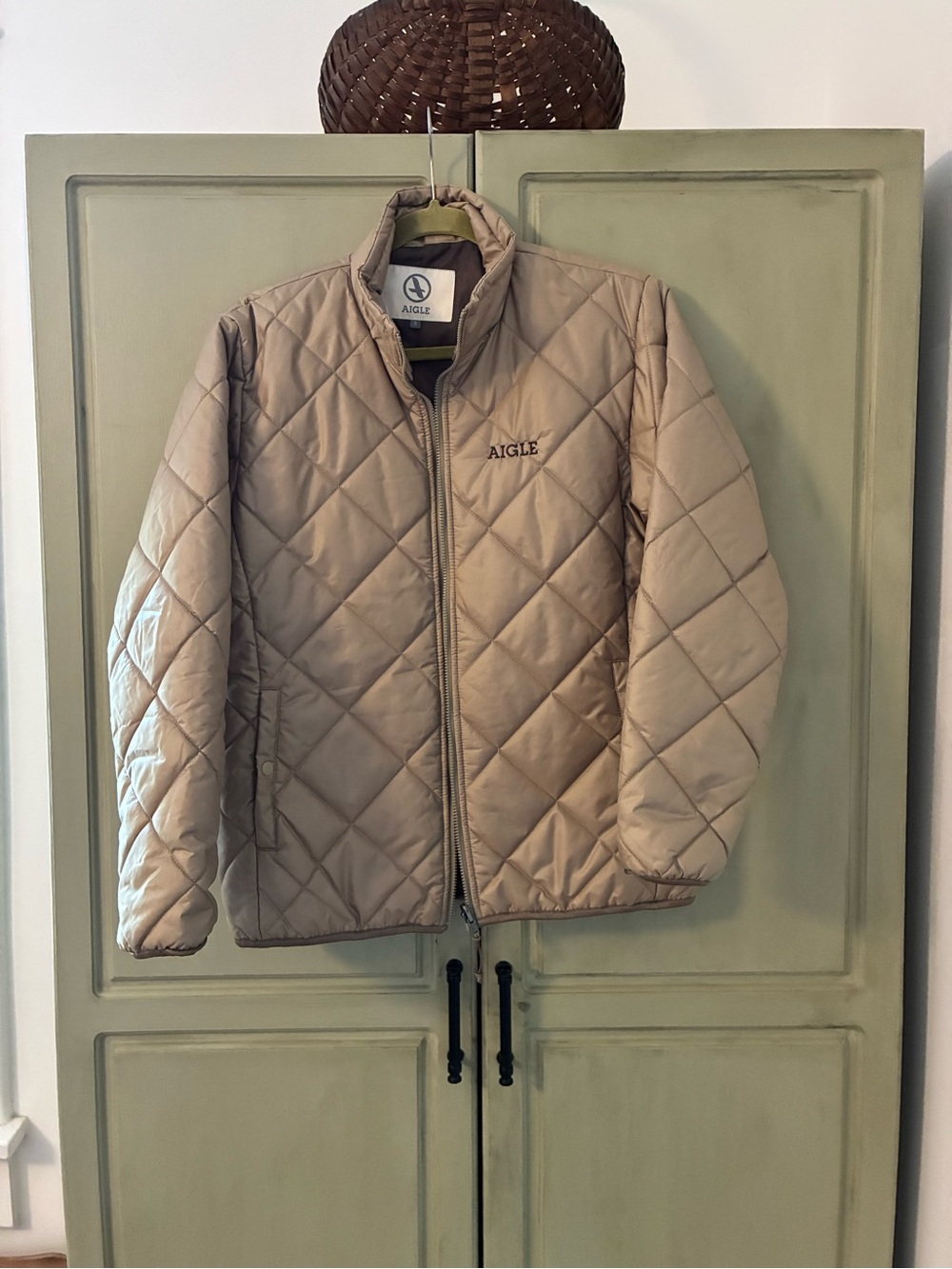 AIGLE TAUPE DIAMOND PUFFER JACKET SZ S